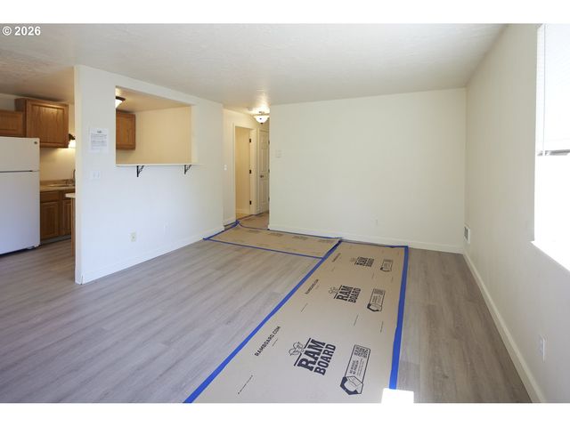3907 Se SALMON St, Portland, OR 97214