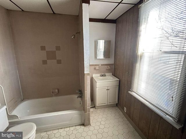 2513 S FAIRHILL ST, Philadelphia, PA 19148