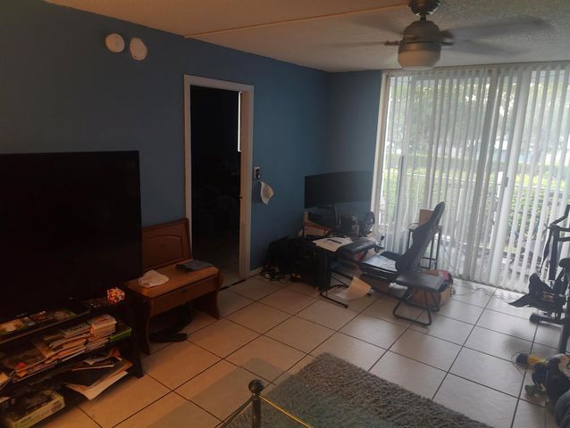 500 EXECUTIVE CENTER Drive 2A, West Palm Beach, FL 33401