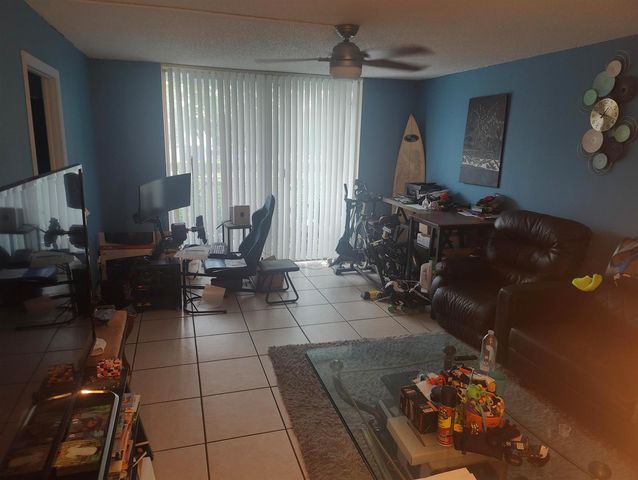 500 EXECUTIVE CENTER Drive 2A, West Palm Beach, FL 33401