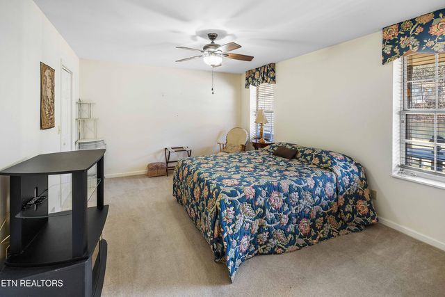 912 Muirfield Drive, Maryville, TN 37801