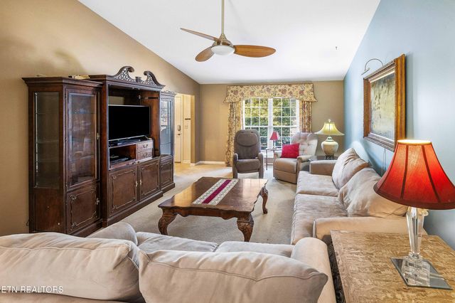 912 Muirfield Drive, Maryville, TN 37801