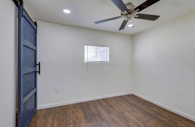 804 Carnegie Street, Baytown, TX 77520