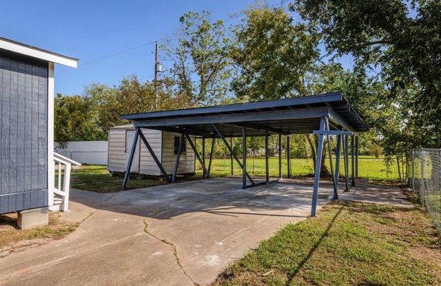 804 Carnegie Street, Baytown, TX 77520