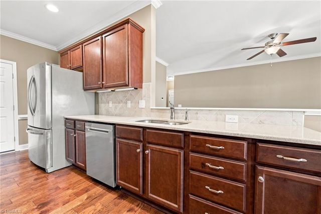 241 Collingswood Drive, Winston-salem, NC 27127