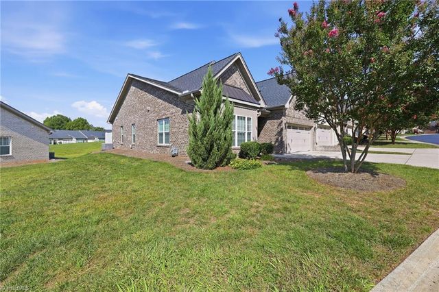 241 Collingswood Drive, Winston-salem, NC 27127