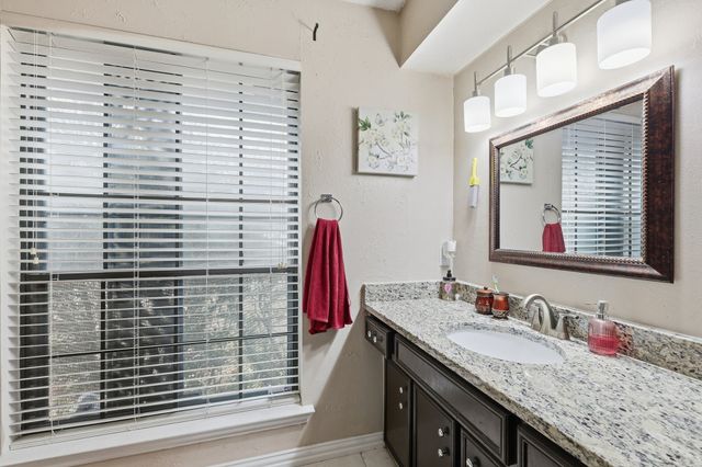 1519 Rocky Point Drive, Lewisville, TX 75077