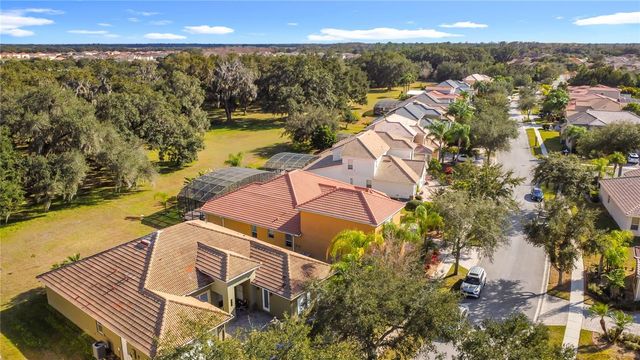 3719 EAGLE ISLE CIRCLE, Kissimmee, FL 34746