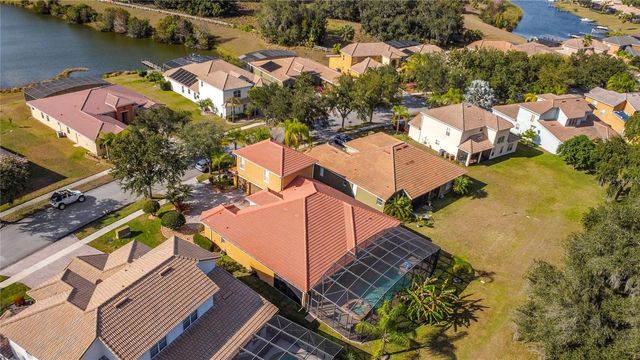 3719 EAGLE ISLE CIRCLE, Kissimmee, FL 34746