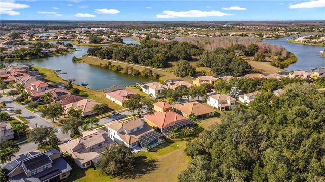 3719 EAGLE ISLE CIRCLE, Kissimmee, FL 34746