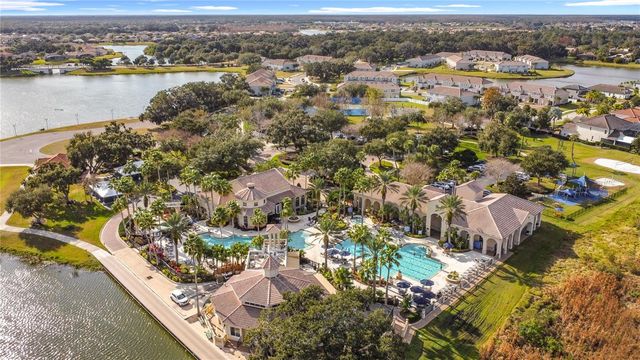 3719 EAGLE ISLE CIRCLE, Kissimmee, FL 34746