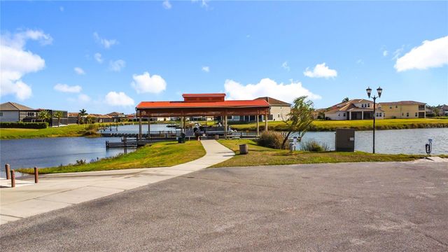 3719 EAGLE ISLE CIRCLE, Kissimmee, FL 34746