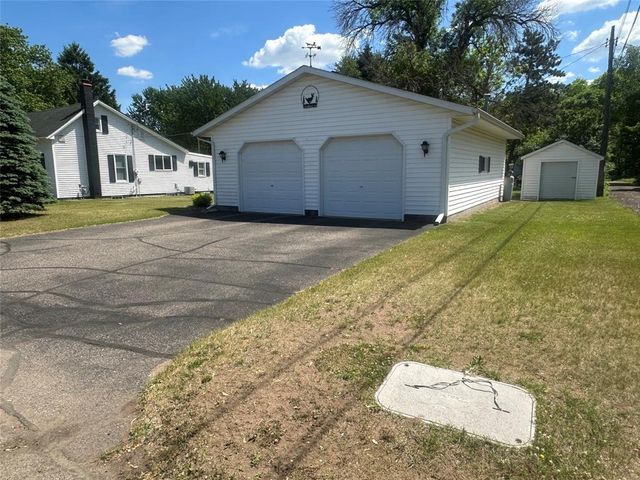 301 Cliff Street, Chippewa Falls, WI 54729