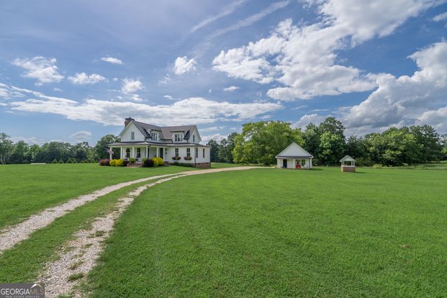 153 Social Circle Fairplay Road, Social Circle, GA 30025