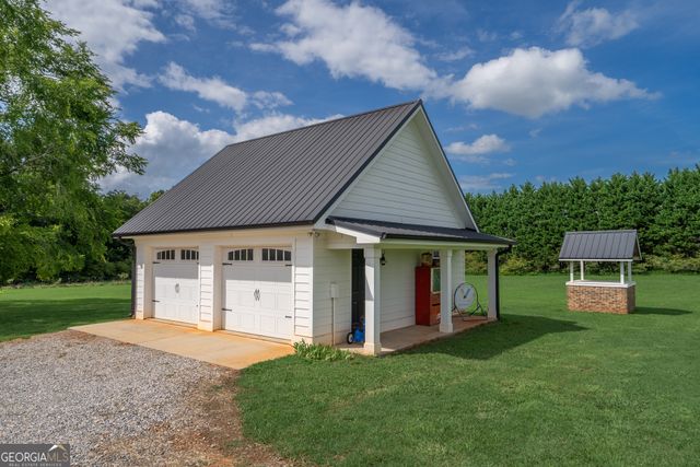153 Social Circle Fairplay Road, Social Circle, GA 30025