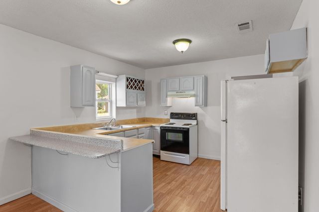 2603 N 16th Avenue, Pensacola, FL 32503