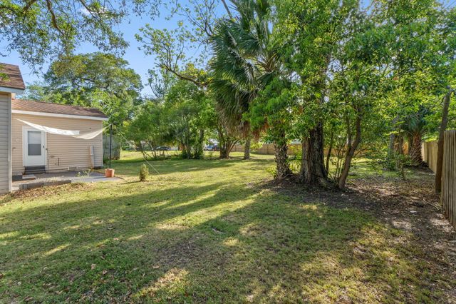 2603 N 16th Avenue, Pensacola, FL 32503