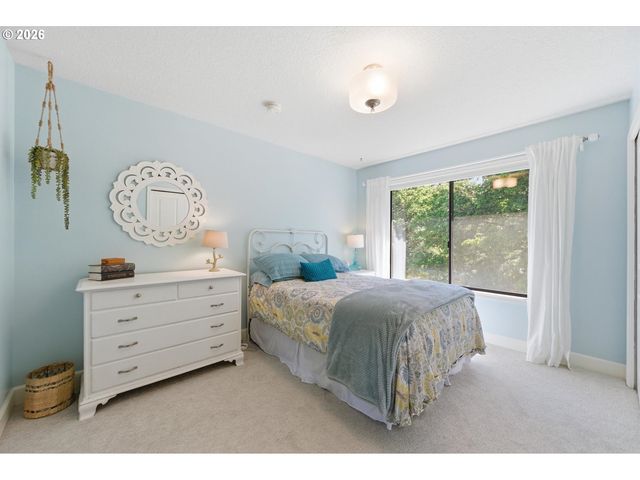 7726 Se 141ST Ave, Portland, OR 97236