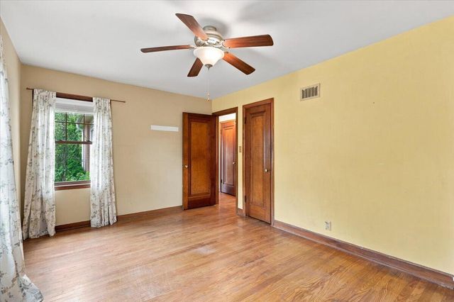 427 E Van Norman AVENUE, Milwaukee, WI 53207