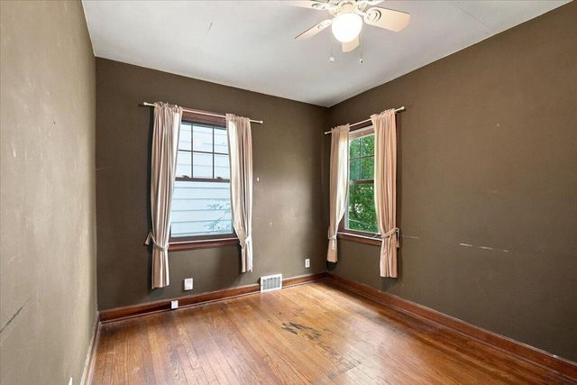 427 E Van Norman AVENUE, Milwaukee, WI 53207