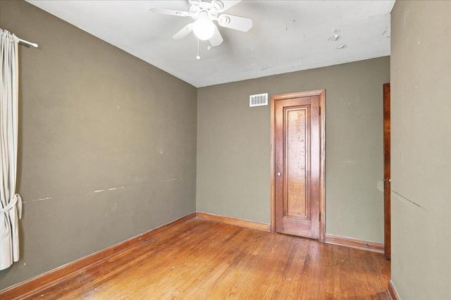 427 E Van Norman AVENUE, Milwaukee, WI 53207