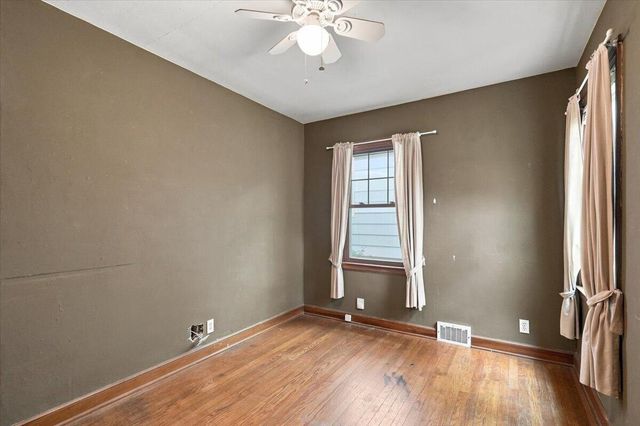 427 E Van Norman AVENUE, Milwaukee, WI 53207