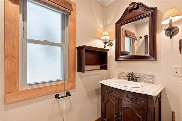 427 E Van Norman AVENUE, Milwaukee, WI 53207