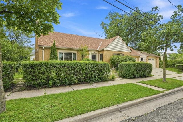 427 E Van Norman AVENUE, Milwaukee, WI 53207