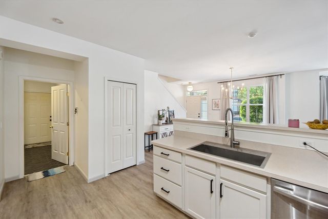 47628 Ormskirk Drive, Canton, MI 48188