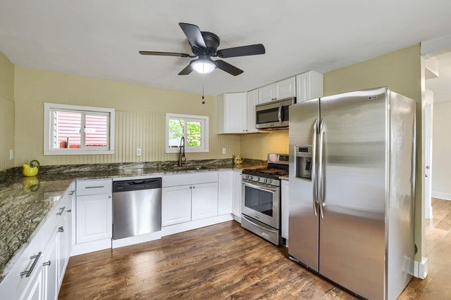 88 Leech Street, Saint Paul, MN 55102
