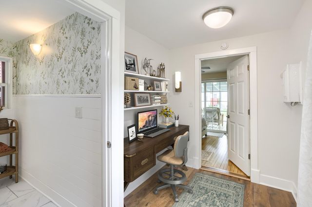 88 Leech Street, Saint Paul, MN 55102