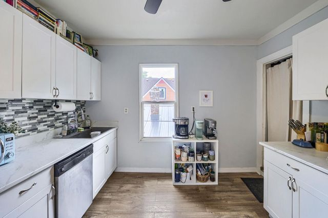 88 Leech Street, Saint Paul, MN 55102