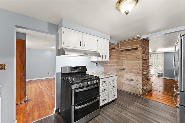 3011 Perrysville, Observatory Hill, PA 15214