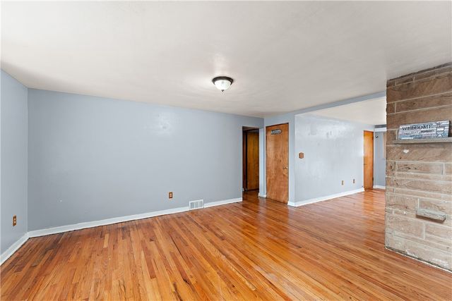 3011 Perrysville, Observatory Hill, PA 15214