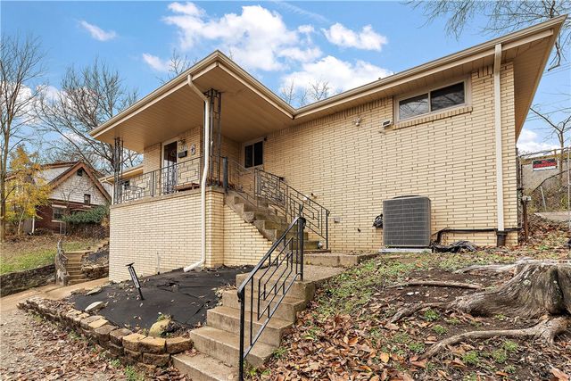 3011 Perrysville, Observatory Hill, PA 15214