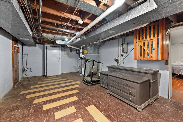 3011 Perrysville, Observatory Hill, PA 15214