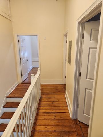 28 Centennial Place 2R, Framingham, MA 01701