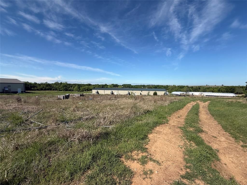 Image 12 of property listing at 51901 S 34900 Road, Pawnee, OK 74058