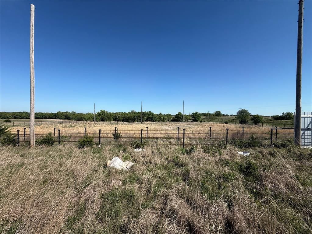 Image 4 of property listing at 51901 S 34900 Road, Pawnee, OK 74058