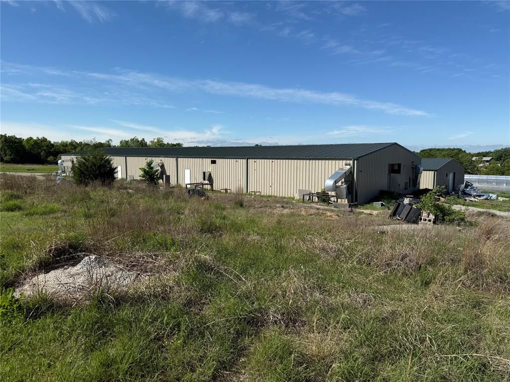 Image 5 of property listing at 51901 S 34900 Road, Pawnee, OK 74058