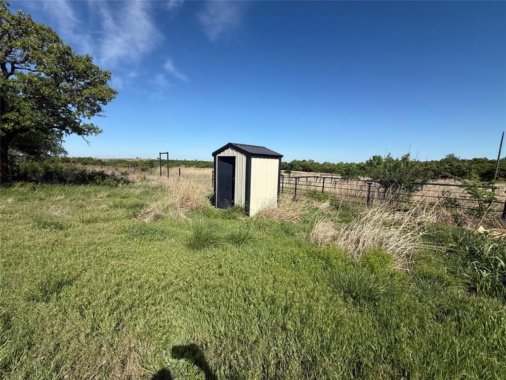 Image 7 of property listing at 51901 S 34900 Road, Pawnee, OK 74058