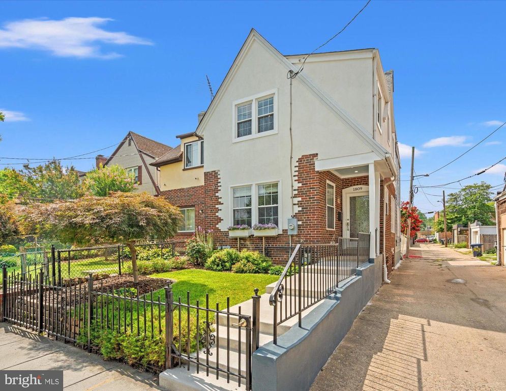 1809 OTIS ST NE, Washington, DC 20018