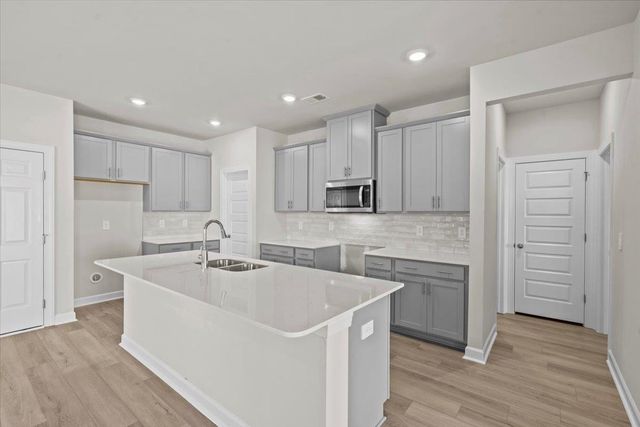 566 Crowder Place, Piedmont, SC 29673