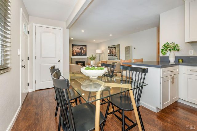 432 Cortez Dr, Petaluma, CA 94954