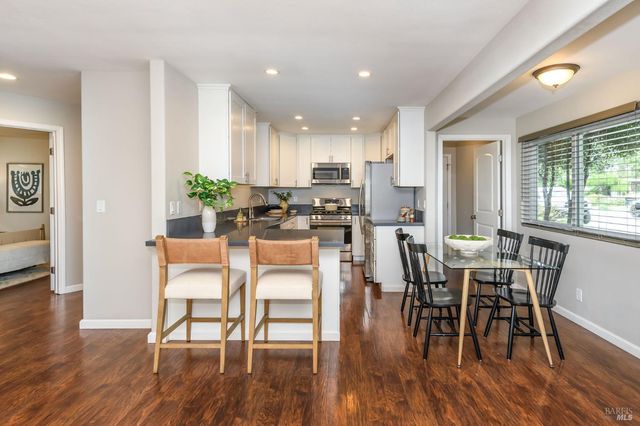 432 Cortez Dr, Petaluma, CA 94954