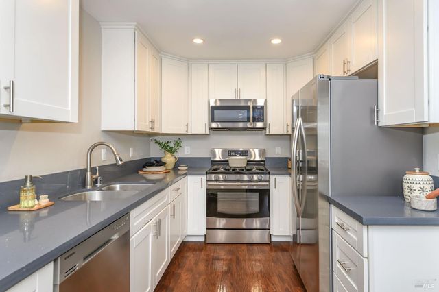 432 Cortez Dr, Petaluma, CA 94954