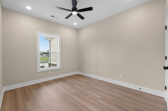 2509 Topeka Rd, Bowling Green, KY 42103