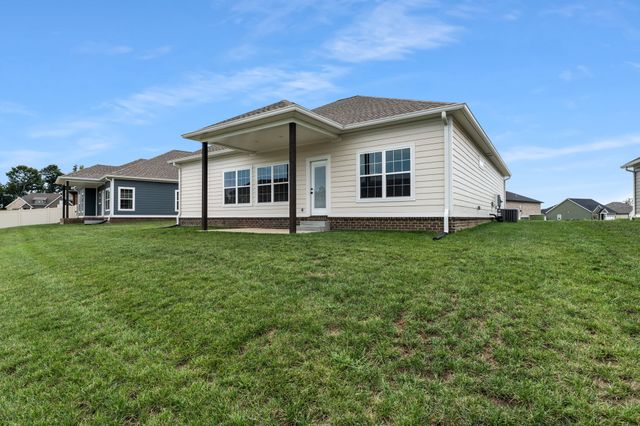 2509 Topeka Rd, Bowling Green, KY 42103