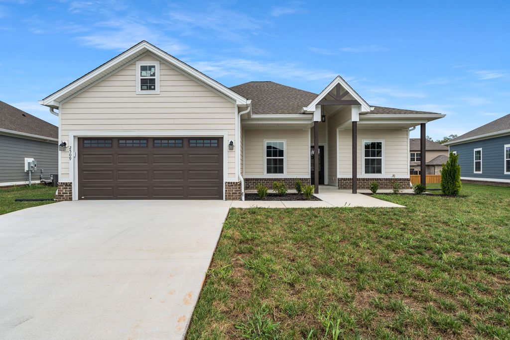 2509 Topeka Rd, Bowling Green, KY 42103