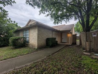 4629 Chapman Street, The Colony, TX 75056